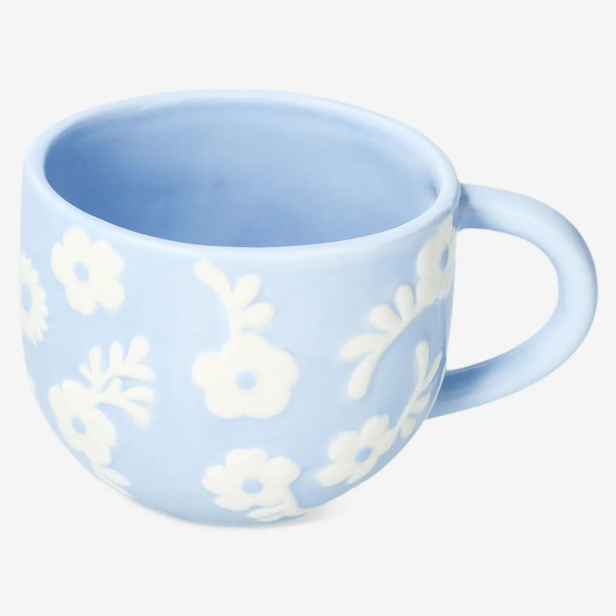 Flying Tiger Blå mugg med vita blommor - 400 ml^ Muggar & Keramik