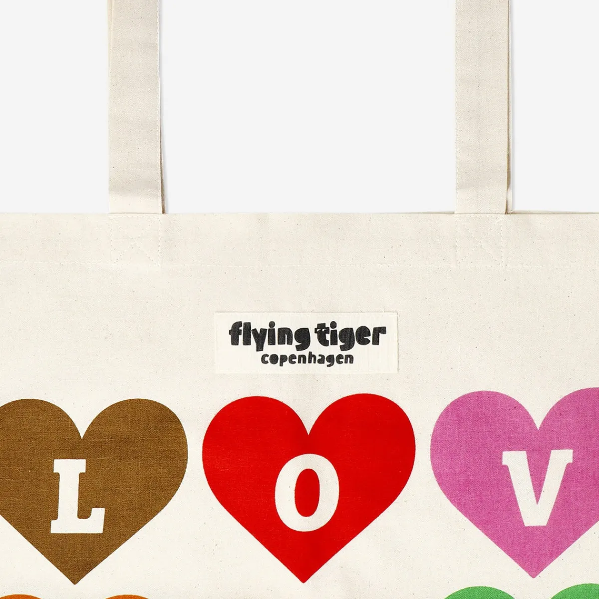 Flying Tiger Tygpåse med flerfärgade hjärtan^ Tygpåsar|Happy Pride!